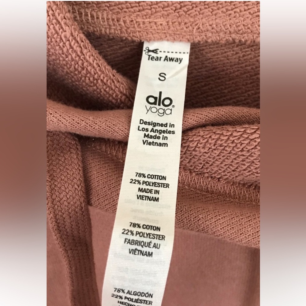 Sweatshirt - Picture 9 of 9